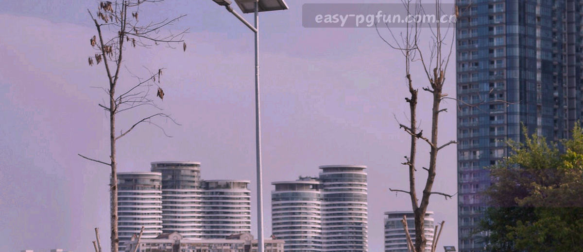 抽象分层信息格栅，蓝紫底色上以青色细线划分区块，表现信息被分区保存的结构